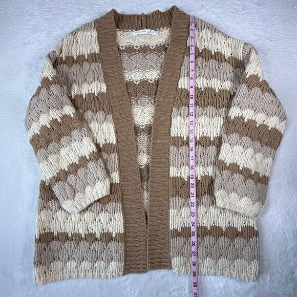 Altar'd State Oversized Chunky Knit Cardigan Brown and Cream Size Medium - Picture 8 of 8